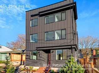 5514 25th Ave NE, Seattle, WA 98105