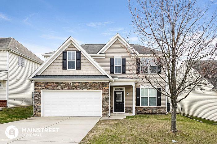 1st image of 212 Haywood Ln