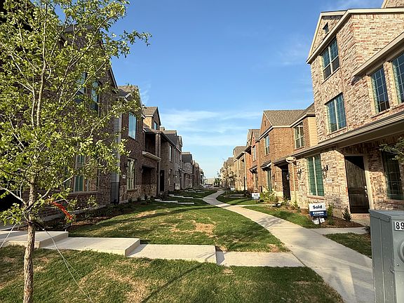 2nd image of 4558 Mona Lisa Ln