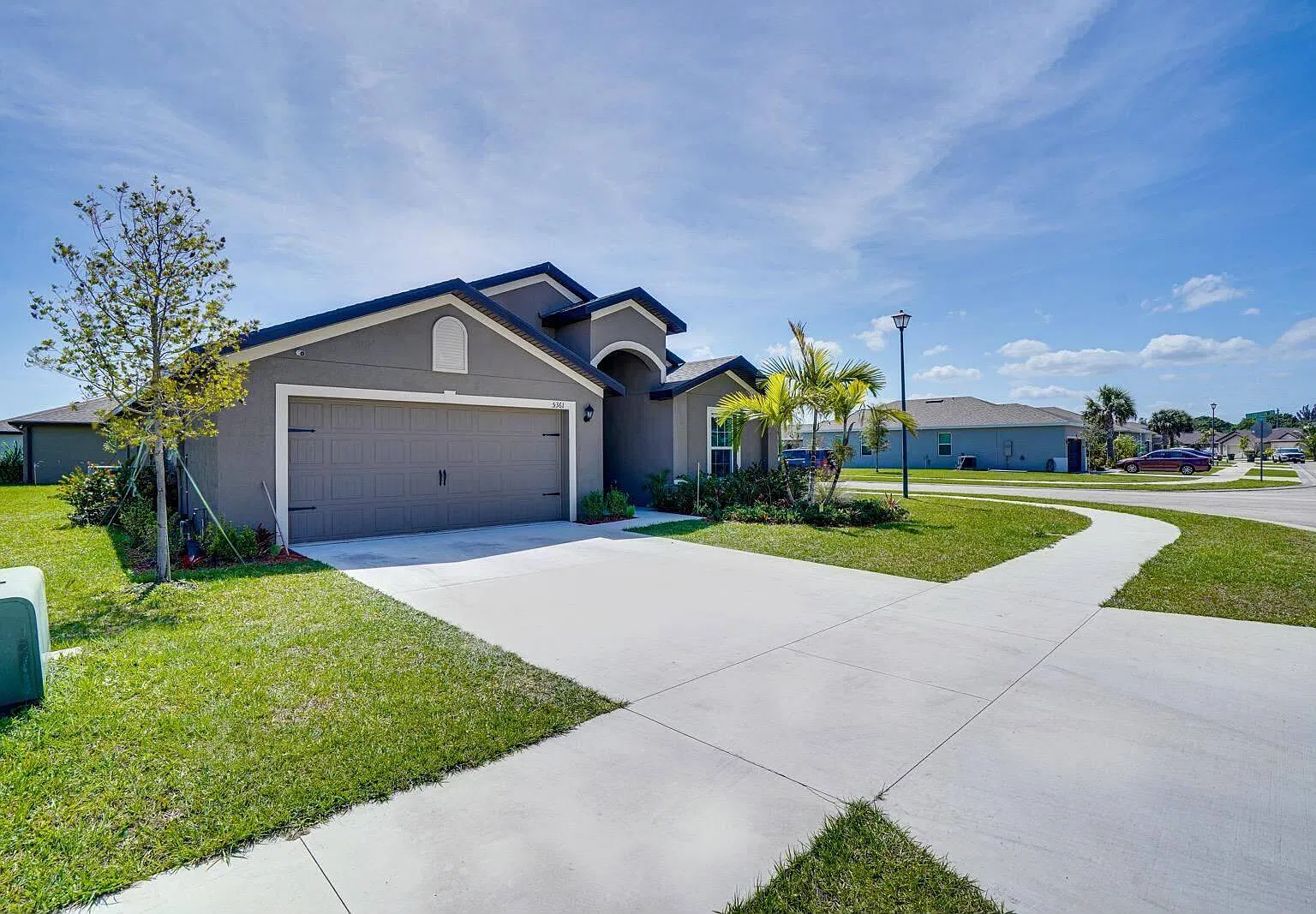 4 bed, 2.0 bath, 1851 sqft, $2,500 — Photo 4