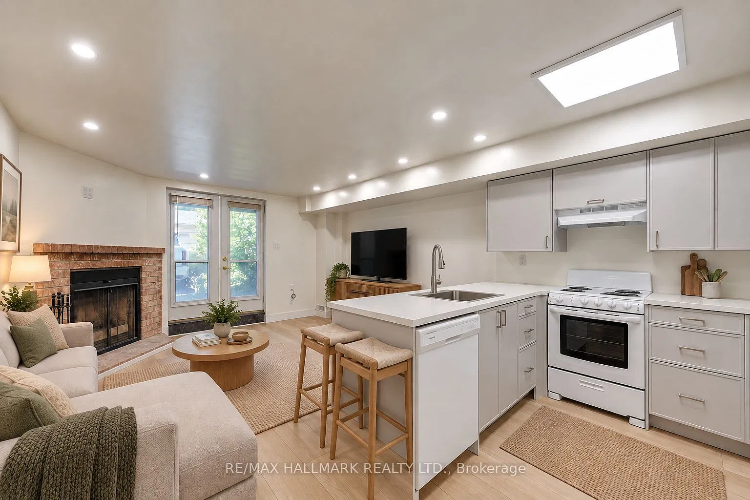 1 bed, $1,790 — Photo 1