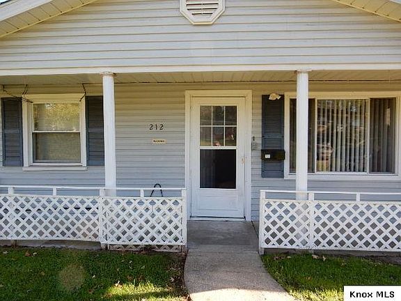 2nd image of 212 James St