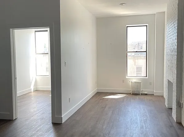 197 Franklin Street image 1 of 11