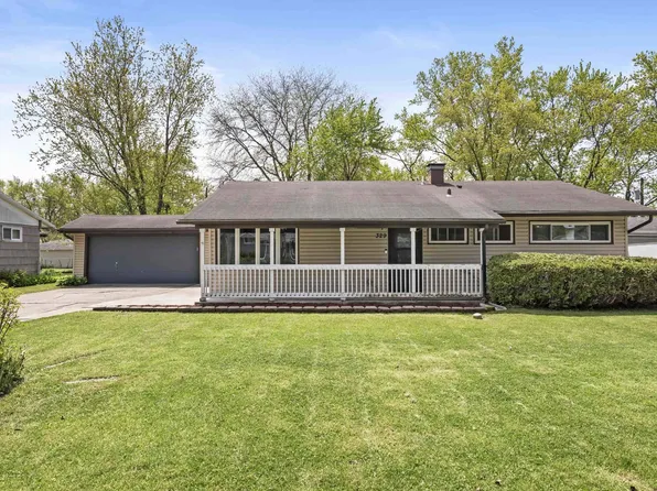 329 Gregory St, Schererville, IN 46375