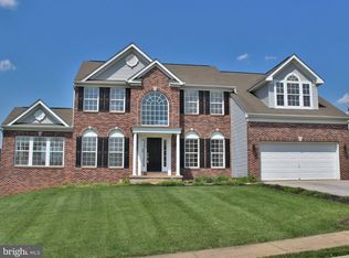 1135 Juniper Dr, York, PA 17408