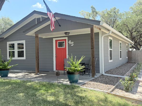 45 Sandra Dr