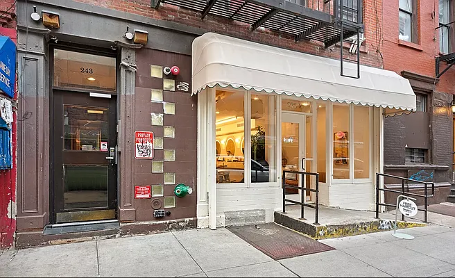 Rented by Compass | media 9