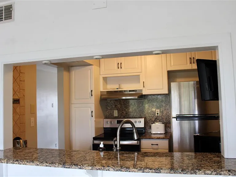 9101 Tudor Dr #F206 — Photo 12