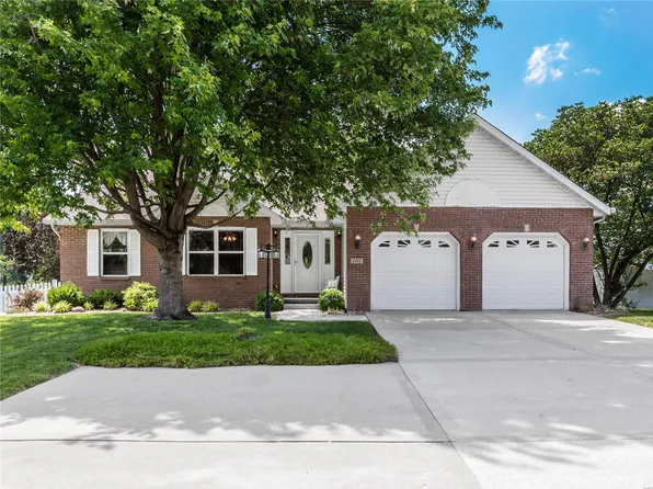 2717 Keebler Rd, Maryville, IL 62062