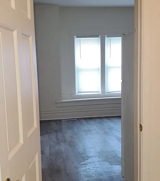 1221 Berner St — Photo 4