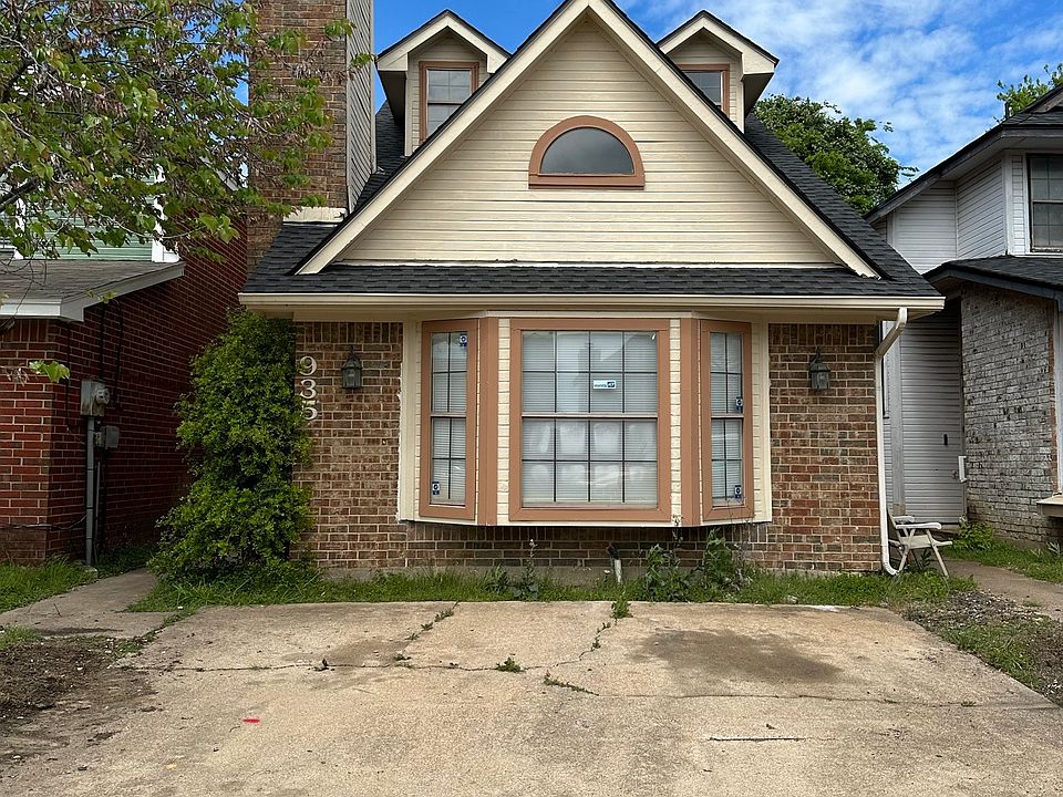 1st image of 935 Fairbanks Cir