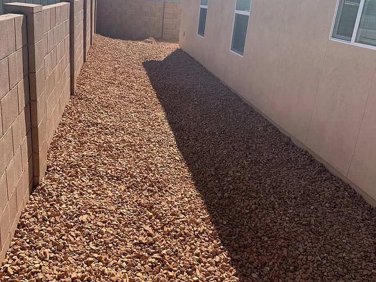 2382 S Clovis Pl — Photo 32
