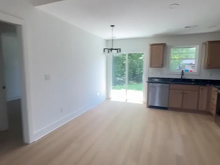 2417 Eagle Pass — Photo 11