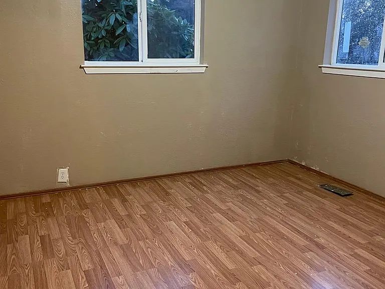 5295 Cedar St SE — Photo 19
