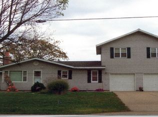 8767 N 1100th St, Robinson, IL 62454