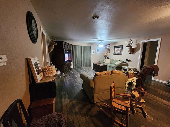 3rd image of 103 Lana Dr