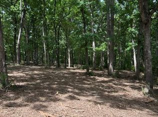 17 Hardwood Dr, Winfield, MO 63389
