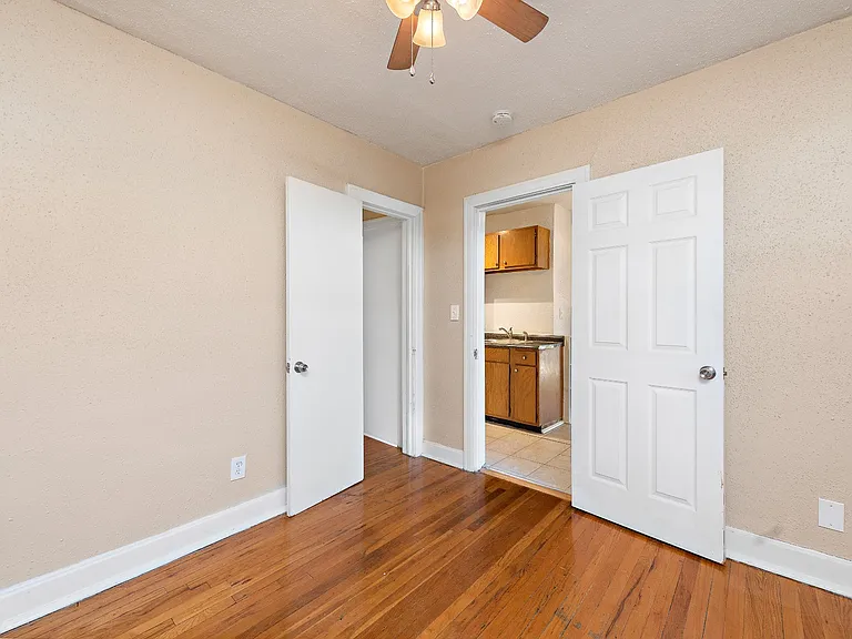 3606 Baltimore Ave — Photo 18