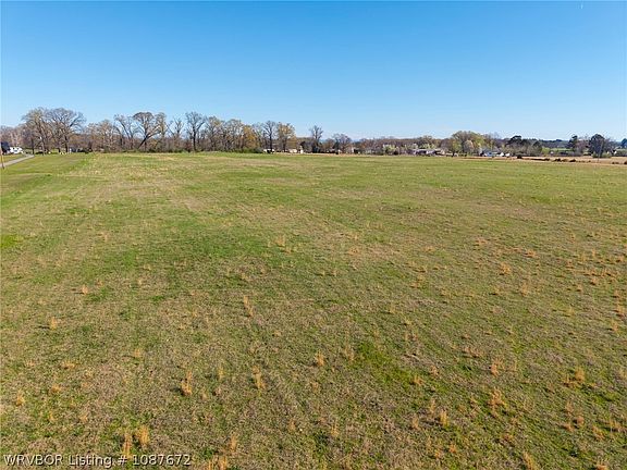 3rd image of Bugscuffle Rd