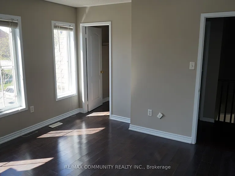 151 Gillett Dr — Photo 17