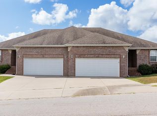 1350 W Kirkwood St, Ozark, MO 65721