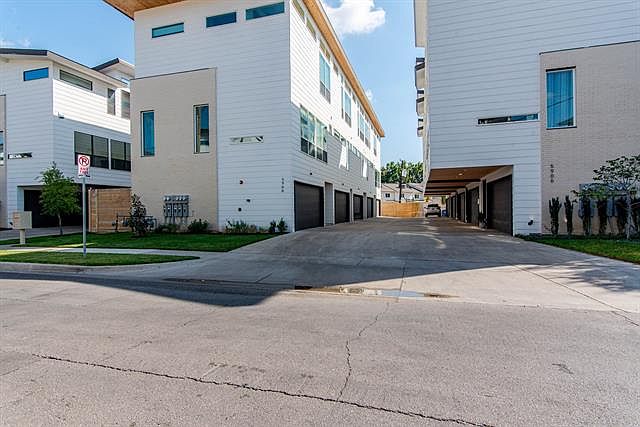 1st image of 5908 Lindell Ave APT 104