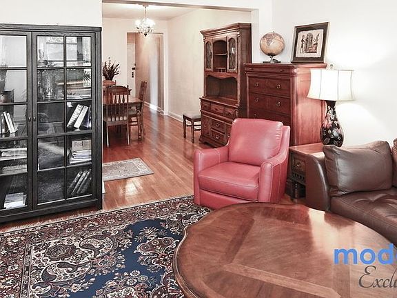 5th image of 611 W 239th St #5G