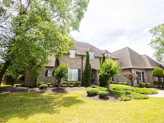 2nd image of 60039 Chickasaw Dr