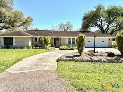 641 W North St, Goliad, TX, 77963