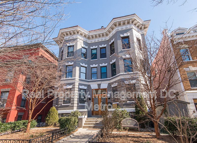 1st image of 1931 17th St NW APT 305