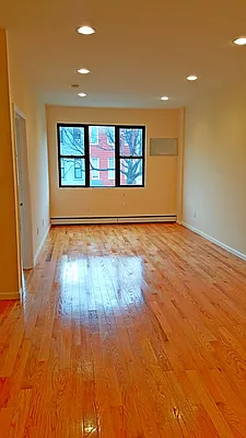 Rented by Owen Olivier, LREB | media 15
