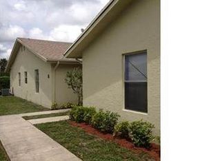 22850 SW 13th Pl APT B, Boca Raton, FL 33428