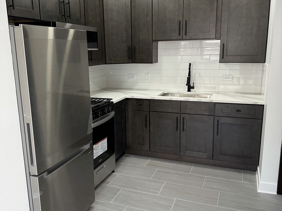 1st image of 6435-45 S Sayre Ave #7