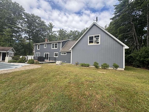 3rd image of 336 Dunn Road