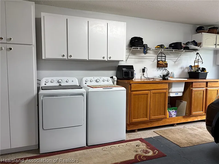 407 Maravilla Ave — Photo 23