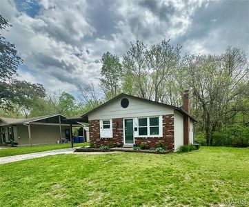 1700 E 9th St, Washington, MO, 63090