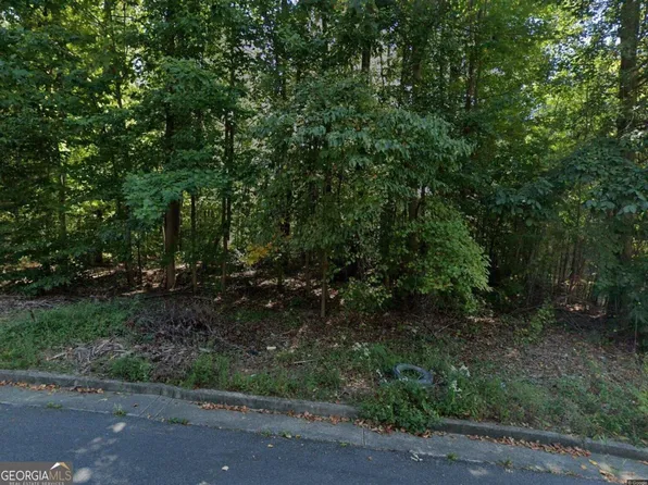 2972 Peyton Woods Ct SW, Atlanta, GA 30311