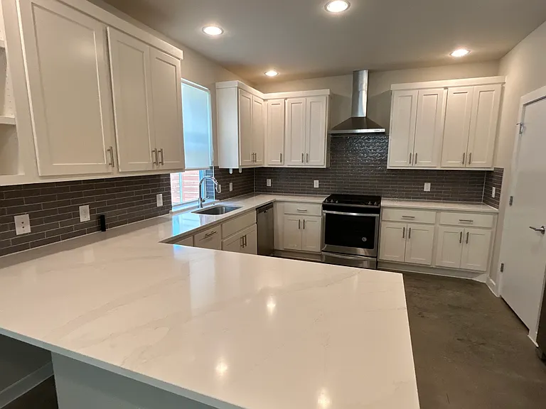 1229 Clifftop Ln — Photo 11