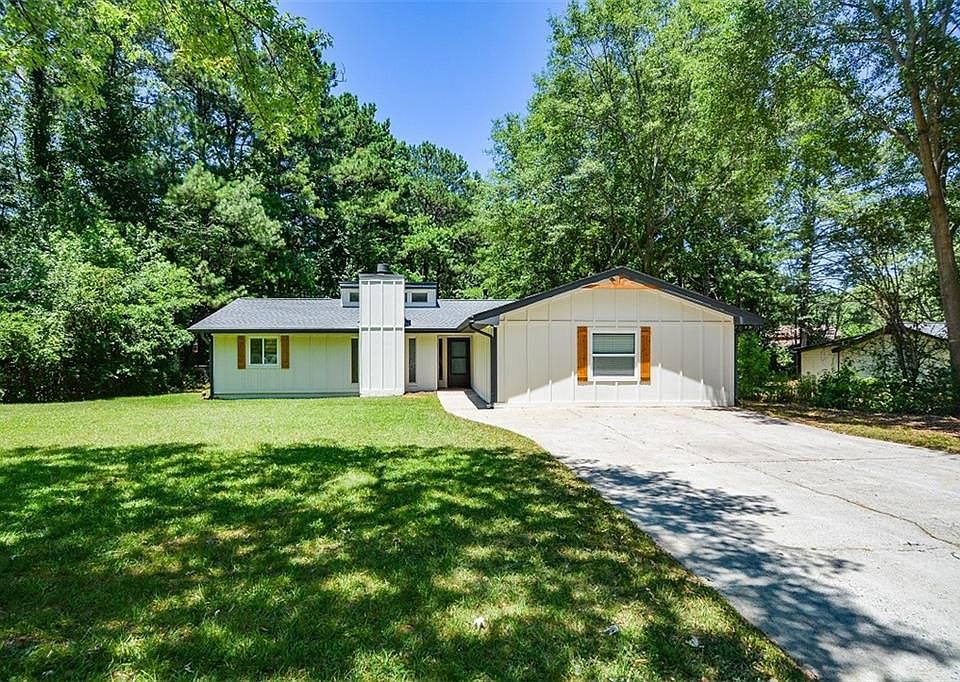 1st image of 3237 Creek Hollow Dr