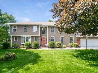 29 Elizabeth St, Palmer, MA 01069