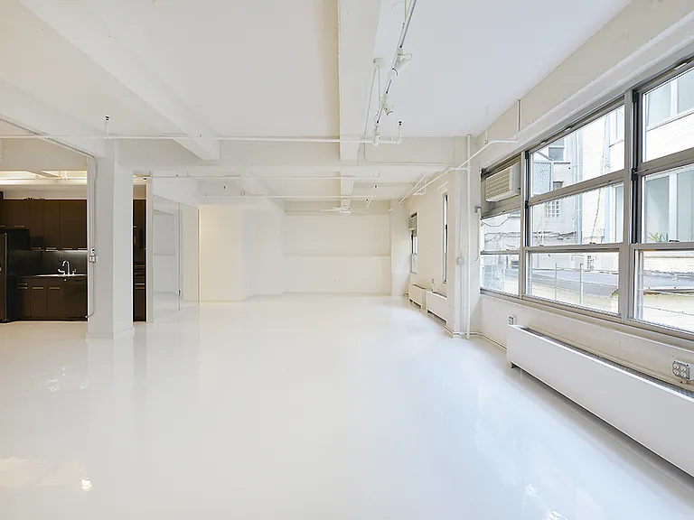 80 Nassau St #301 — Photo 4