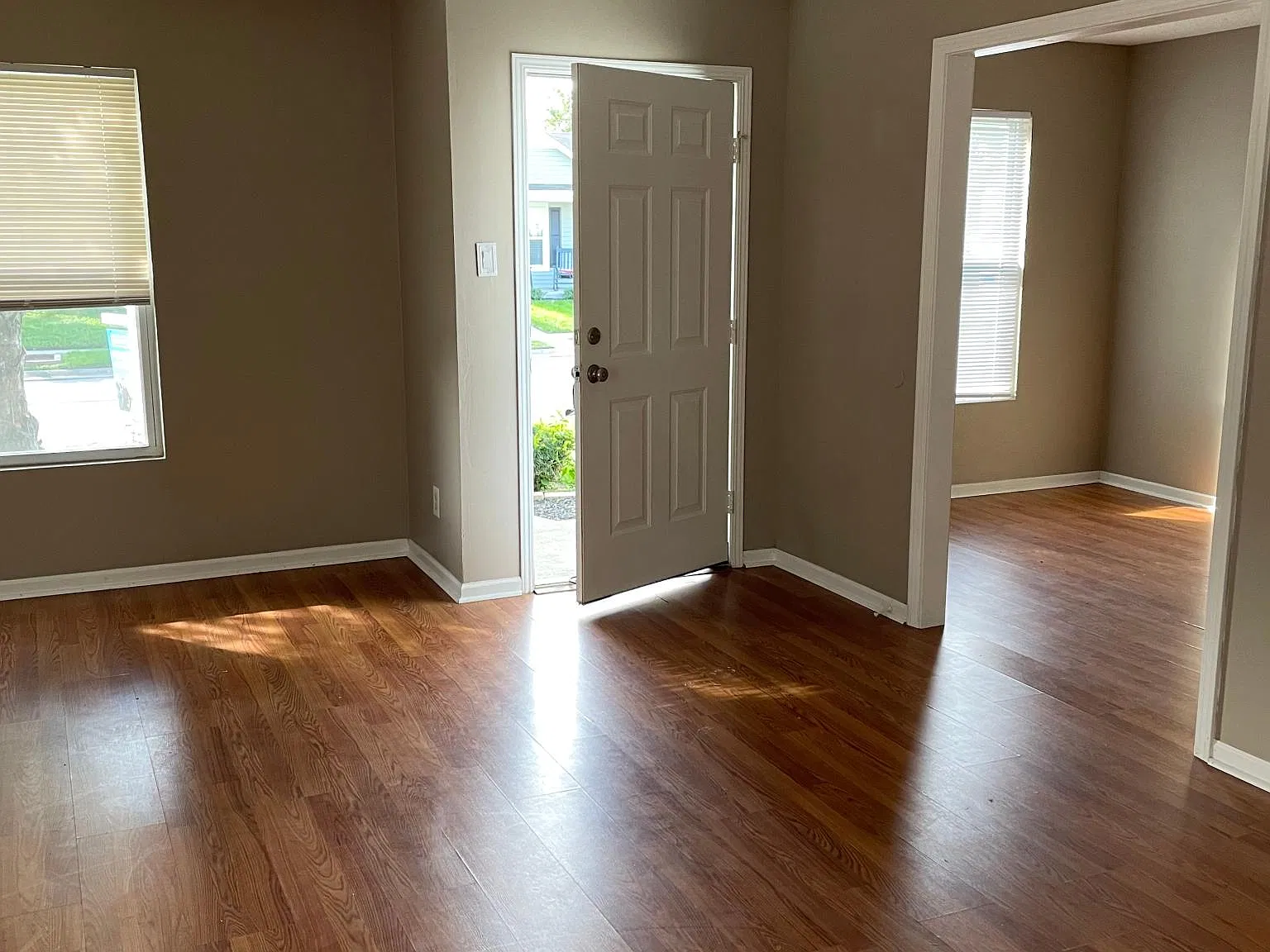 3 bed, 2181 sqft, $1,790 — Photo 3