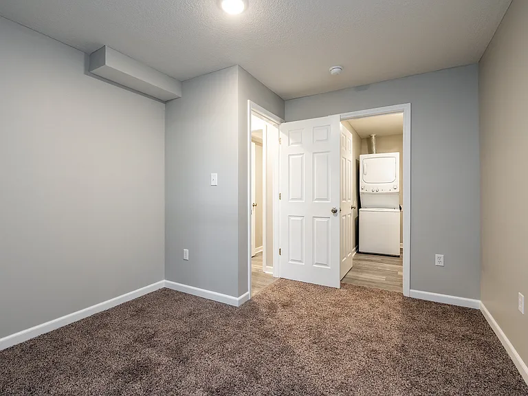 York Bedroom w/ In-Unit Washer & Dryer