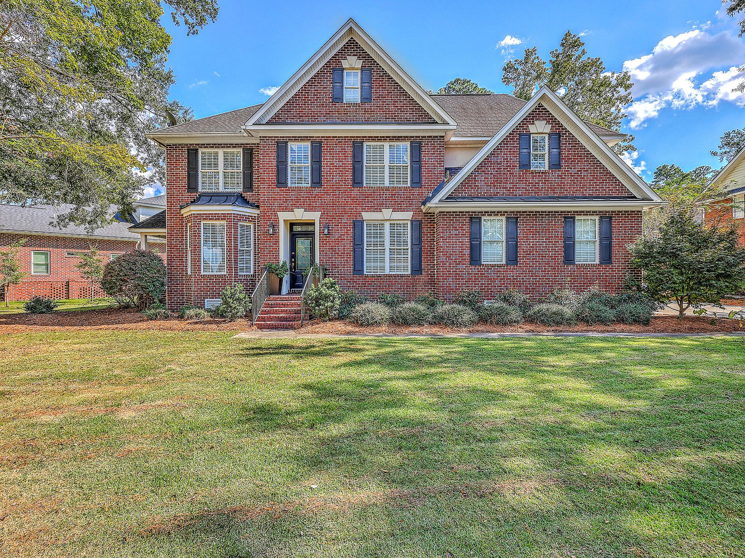 8704 E Fairway Woods Cir