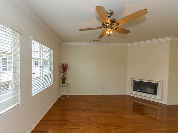 5th image of 3053 N Torrey Pine Ln