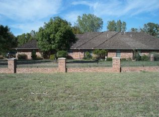 2350 E 18th St, Ada, OK 74820