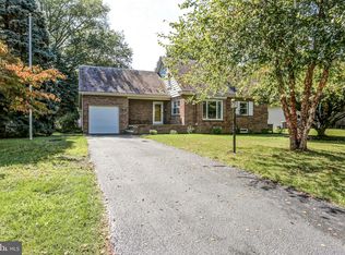 450 Ridge Rd, Elizabethtown, PA 17022