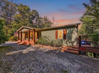 111 Deerhill Rd, Goodview, VA 24095
