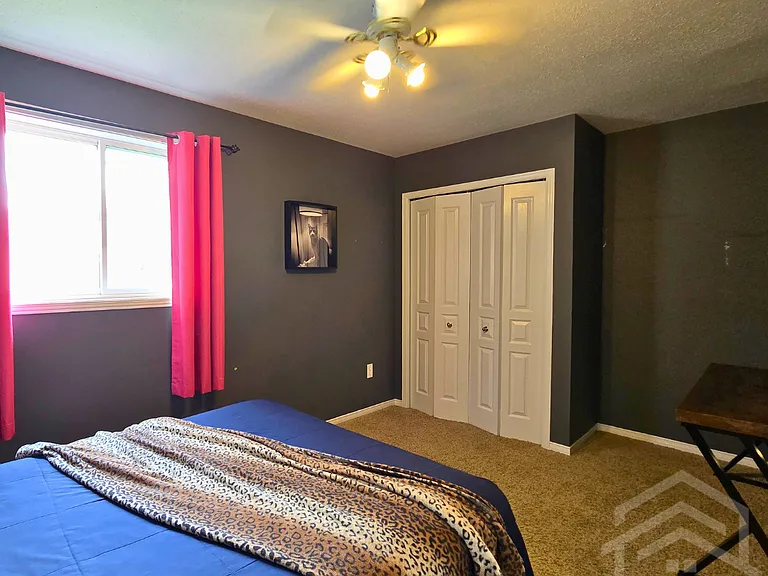 48 Tulip Dr — Photo 7