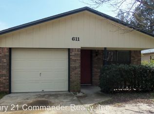 611 Nicole Dr, Panama City, FL 32404